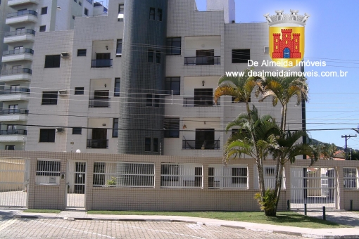 Apartamento 2dorms à 20 metros da Praia-MOBILIADO